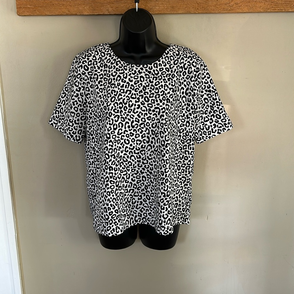 Ann Taylor Patterned Blouse